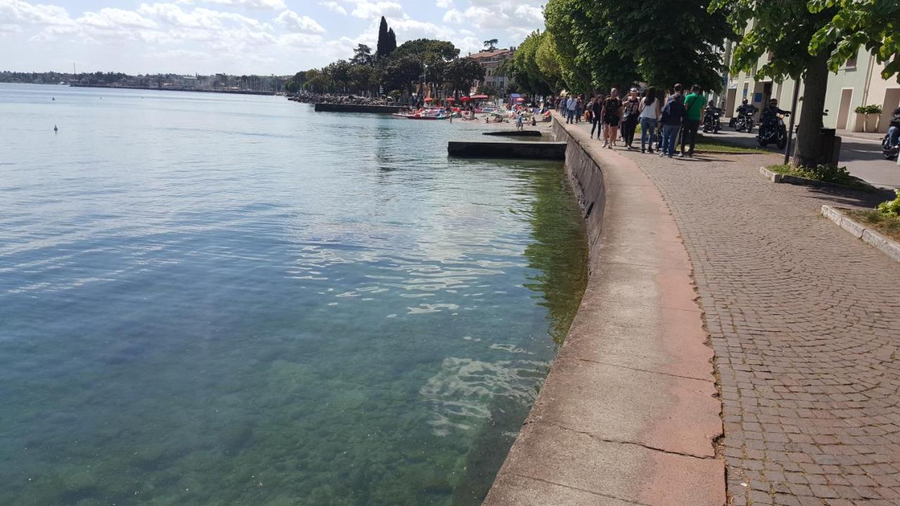 Le Rive Lägenhet Desenzano del Garda Exteriör bild