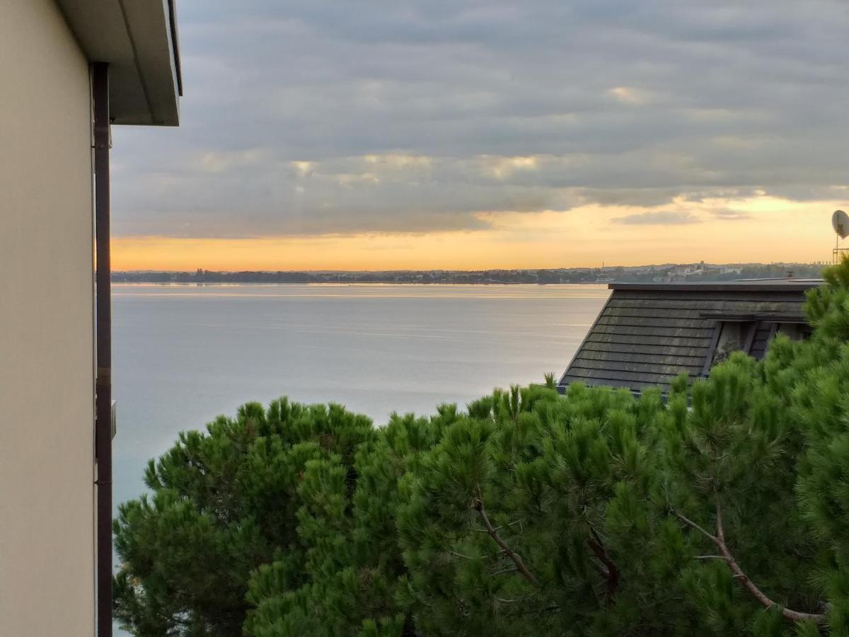 Le Rive Lägenhet Desenzano del Garda Exteriör bild